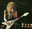 Young James Hetfield (1984 - France) | James hetfield, Gibson flying v ...