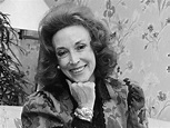 Helen Gurley Brown Has Died At 90 - Business Insider