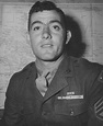 [Photo] Portrait of John Basilone, Sep 1943 | World War II Database