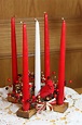 Dainty Advent Berry Wreath Candle Holder in Red and Gold with
