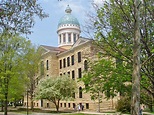 12 Top Colleges and Universities in Illinois