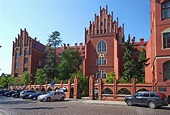 Universidade Nicolau Copérnico de Toruń implementa o projeto “Academia ...