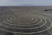 « Nazcas, les lignes qui parlaient au ciel » : sur les traces de la ...