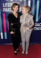 Sarah Paulson Has Been Dating Holland Taylor for 4 Years - Here's a ...