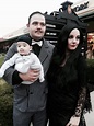 The Addams Family | Adams family halloween, Family halloween costumes ...