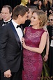 Jeremy Renner y Scarlett Johansson posan juntos en la alfombra roja de ...