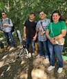 ¿Quién es Elías Axume, el productor salvadoreño de "Luciérnagas en El ...