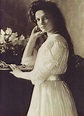 File:Grand Duchess Tatiana Nikolaevna 1910.jpg - Wikimedia Commons