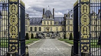 Visiting Napoleon's Castle, the Palace of Fontainebleau Near Paris ...