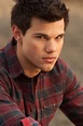 A beautiful close-up of Jacob from The Twilight Saga: Breaking Dawn ...