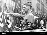 Der NS-Propaganda! Bild zeigt Adolf Hitler Gruß Mitglieder der SA, SS ...