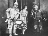 1925 silent movie: The Wizard of Oz with Larry Semon, Dorothy Dwan ...