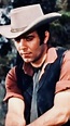 A very young Pernell in the early days of Bonanza | Pernell roberts ...