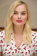 Margot Robbie’s Complete Beauty Evolution From Bronzed Soap Star To ...