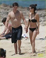 Pitch Perfect's Adam DeVine Goes Shirtless, Kisses Girlfriend Chloe ...