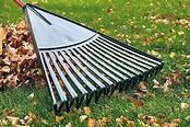 How to Choose the Right Rake | Garden Gate