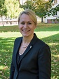 Dr. Julia Schwanholz - Lehrstuhl für Vergleichende Politikwissenschaft
