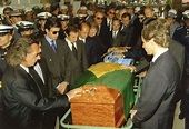 Ayrton Sennas Body Arrives Brazil - Foto de stock de contenido ...