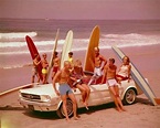 Surf’s up! California Beach Scene, 1960s : r/OldSchoolCool