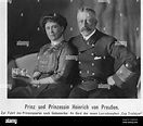 La princesa Irene de Prusia (nacida de Hesse-Darmstadt) y el príncipe ...