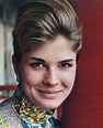 30 Beautiful Photos of Candice Bergen in the 1960s and ’70s | Vintage ...