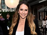 Jennifer Love Hewitt Looks Like a New Person as She Unveils a Look We ...
