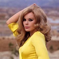 Fabulous Photos of Elke Sommer, Hollywood Sex Symbol in the 1960s ...