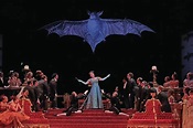 ‘Die Fledermaus’ flies again: Santa Fe Opera opens its season | Local ...