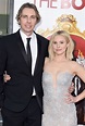 Kristen Bell Gets Emotional Talking About Dax Shepard’s Addict Past