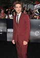 Robert Pattinson Style: The Colorful Suit