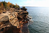Devil’s Island. On Lake Superior in Wisconsin [OC][4000X2667] : EarthPorn