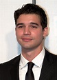 File:Steven Strait 2009 portrait.jpg - Wikipedia, the free encyclopedia