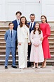 Mary di Danimarca: il completo bianco prestato alla figlia Isabella | Vogue Italia