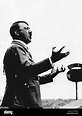 Adolf hitler speech fotografías e imágenes de alta resolución - Alamy