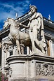 ROMA-One of the Dioscuri ancient statues that welcome visitors as they ...