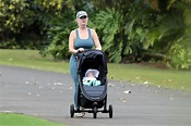 Katy Perry é vista com a filha, Daisy, pela primeira vez - Quem | QUEM News