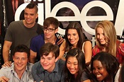 File:Glee cast.jpg - Wikipedia