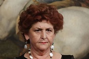 Chi è Teresa Bellanova, l'ex Ministra dell'Agricoltura: carriera e vita ...