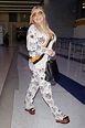 Kesha mostra seu amor pelos gatos com look em aeroporto de Los Angeles ...
