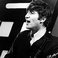 20 Pictures of Young John Lennon | John lennon, The beatles, Young john