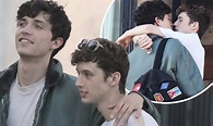 Singer Troye Sivan shares a very steamy kiss with model boyfriend Jacob ...