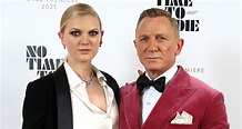 Daniel Craig Makes Extremely Rare Red Carpet Appearance with Daughter ...