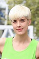 Agyness Deyn With a Pixie Cut | Celebrity Pixie Cuts | POPSUGAR Beauty ...