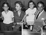 Athina Livanos and her husband Aristotle Onassis, with their children ...