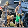 Chris Hemsworth and wife Elsa Pataky go barefoot for dinner with kids ...