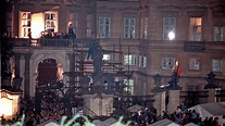 Hans-Dietrich Genscher auf dem Balkon der Prager Botschaft2, 1989 – B.Z ...