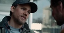 The Trailer For Charlie Hunnam's New Movie, 'A Million Little Pieces ...