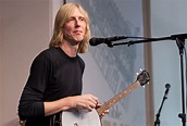 Eric Erlandson Talks About ‘Letters to Kurt’ – Rolling Stone