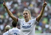 Ada Hegerberg - Bio, Net Worth, Salary, Alex Morgan, USWNT, Height ...