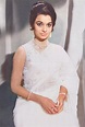 Asha Parekh | Beautiful indian actress, Vintage bollywood, Retro bollywood
